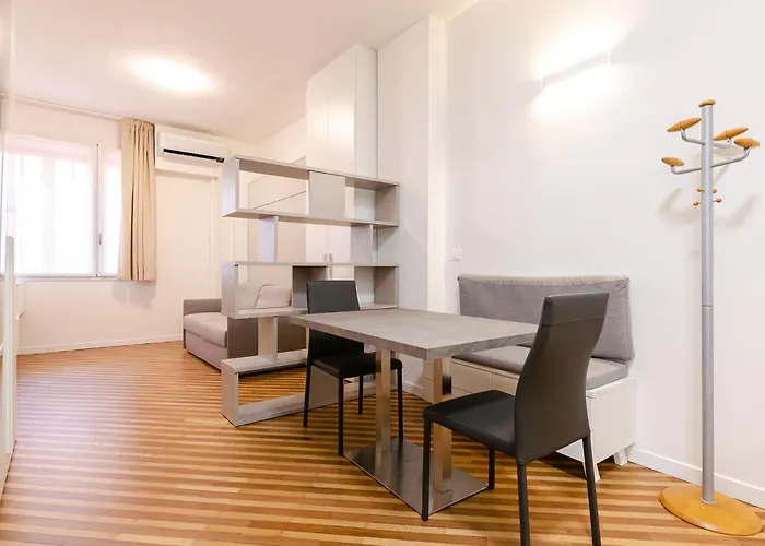 Ugo Bassi Lux Bologna