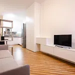Lägenhet Ugo Bassi Lux *