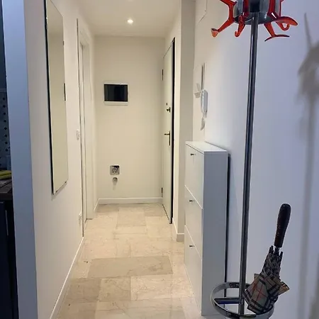 Ugo Bassi Lux Apartament