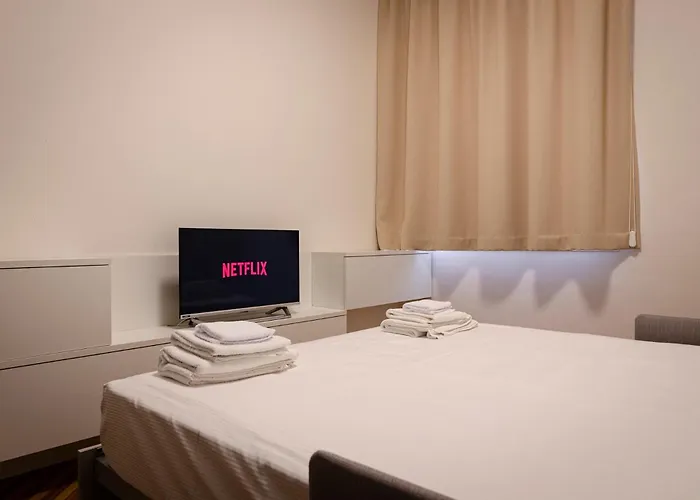 Ugo Bassi Lux Apartamento *