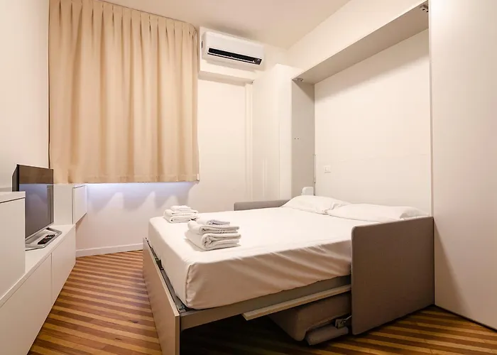 Ugo Bassi Lux Bolonha